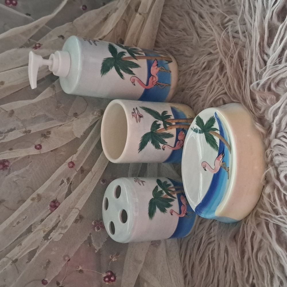 Young's Ceramic Tropical Flamingo Bathroom 4 Piece Set Soap Dish Toothbrush Cup